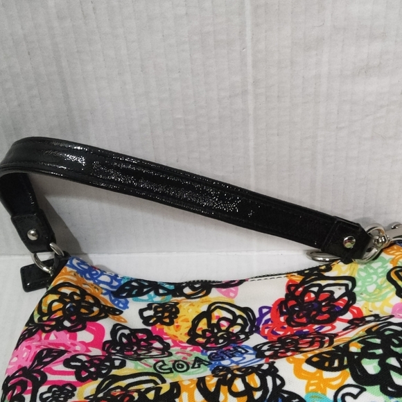 COACH Poppy Multicolor Scribble Graffiti Blossom Small Hobo Shoulder Bag Y2K New - Picture 10 of 16
